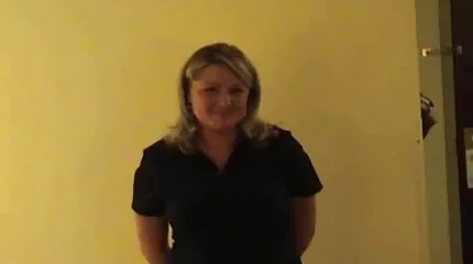 Fucking blondine i porno mom teach bilen for at få hjælp.