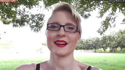 Bridgette giver sexfilm mom alle et job.