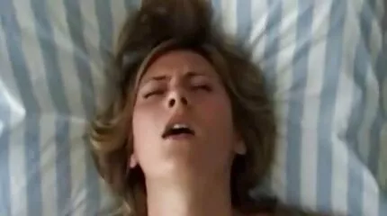 Luc Heart Heart, russisk, spreder benene foran instruktøren. mom and son film porno