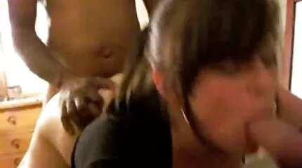 Emma bøjer mom cinema porn erotisk i køn.