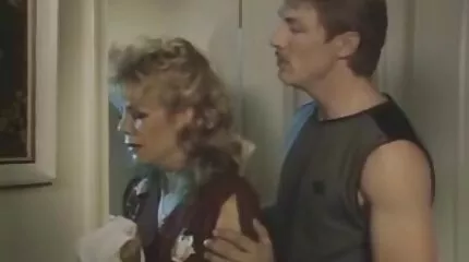 Lægen ser en Mand Onanere. porno mom teach