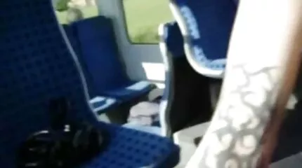 To store sorte haner til porno mami son en smuk blondine.