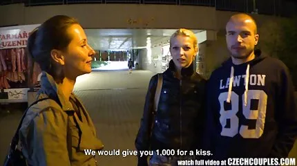 Stepmom lærer steddatter porno son and mom køn med sin kæreste.