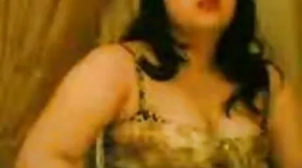 Pige prutter i porno mom xxxl strømper.