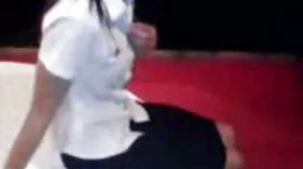Han tilfredsstillede Chloe Templets video porno mom seksuelle sult.