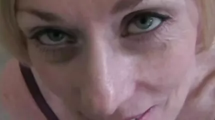 Søstre fuck med en fyr. mom film porn